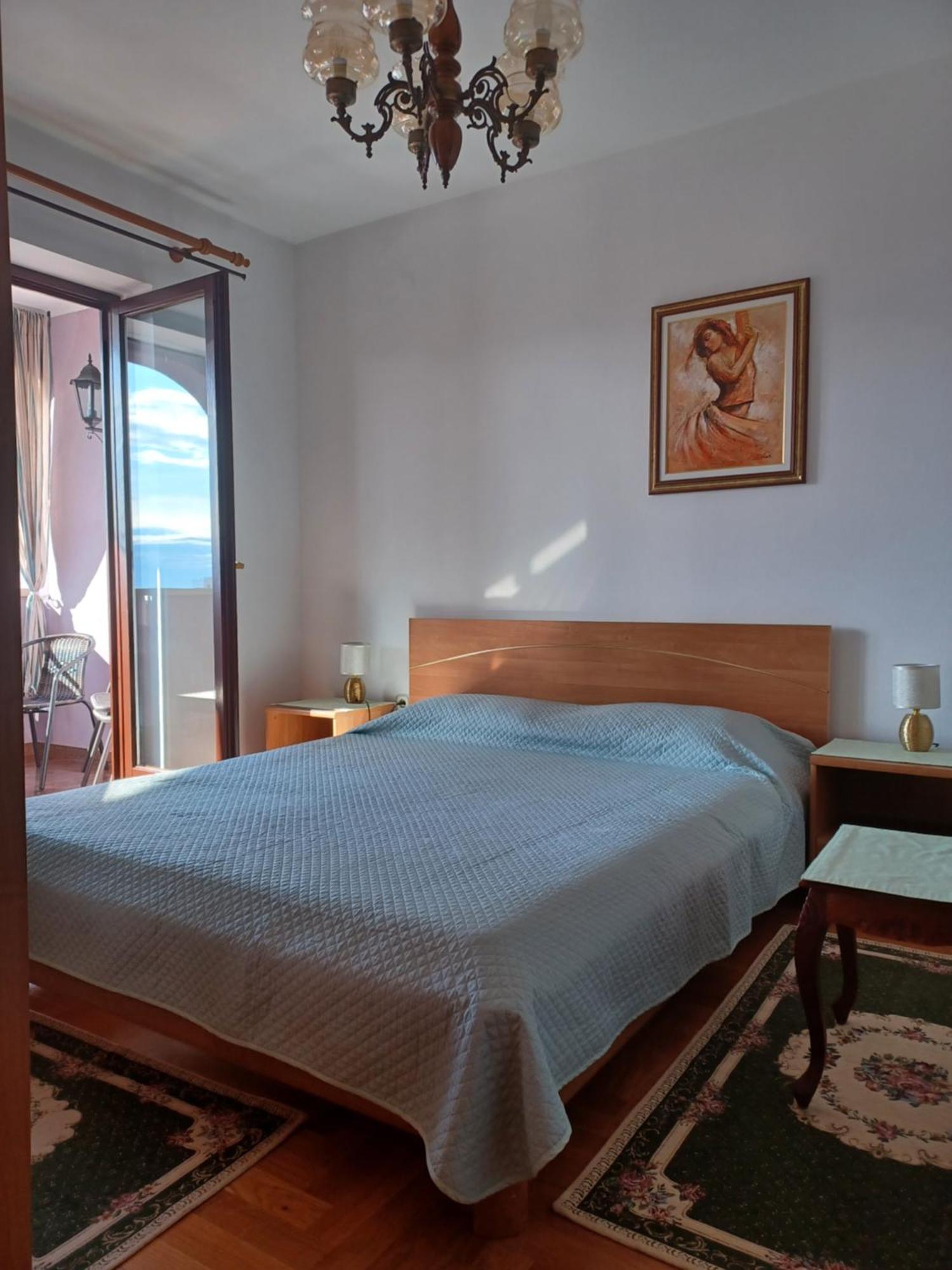 Apartmán Purple House Pula Pokoj fotografie